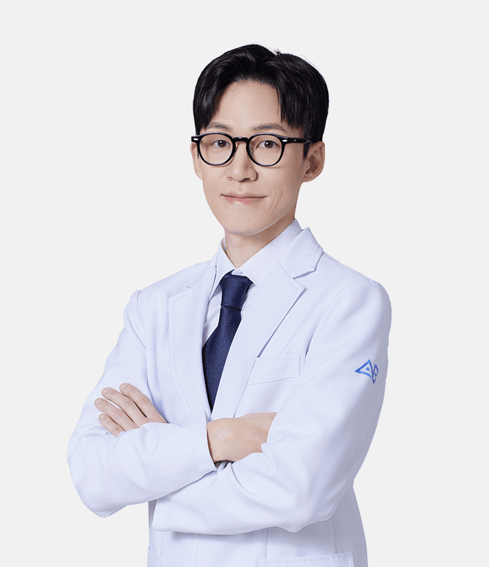 Dr. Lee Dong-Han di Operasi Plastik AB