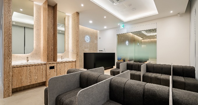 AB Plastic Surgery Lantai 4_Pusat Perawatan