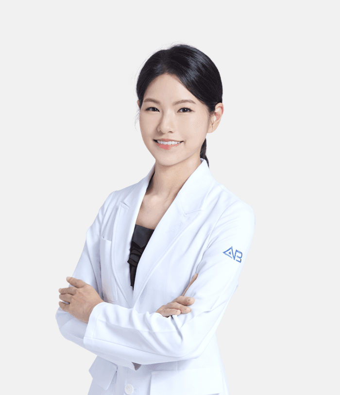 Dr. Kim Soo-Jeong di Operasi Plastik AB