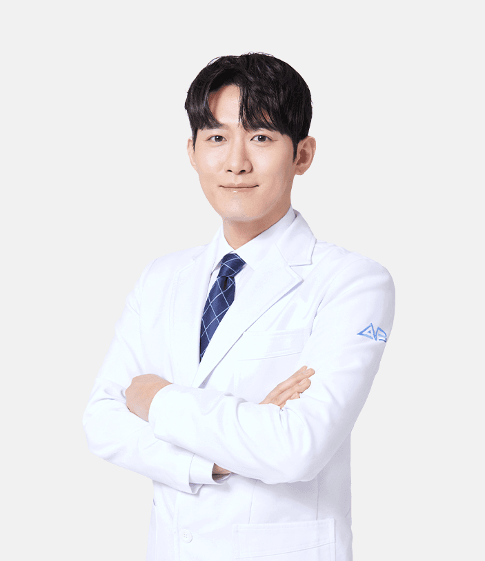 Dr. Park Seong-Hoon di Operasi Plastik AB