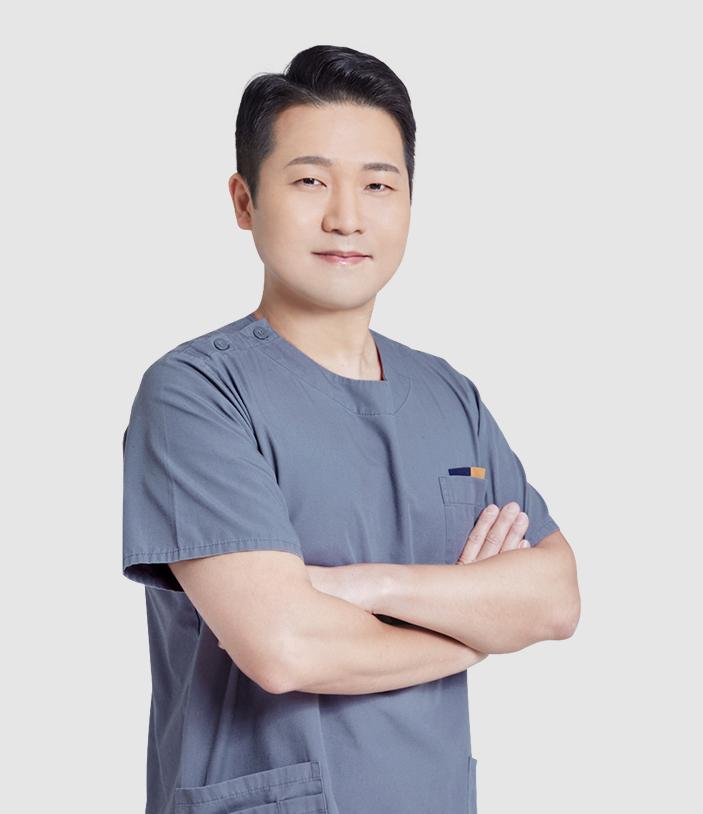 Dr. Hong Seok-Hwan di Operasi Plastik AB